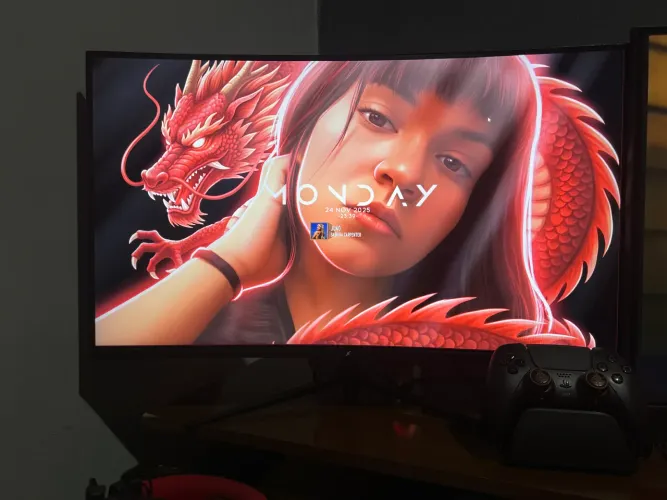 Monitor Gamer SuperFrame Precision, 27 Pol, Curvo, Full HD, 1ms, 240Hz, FreeSync
