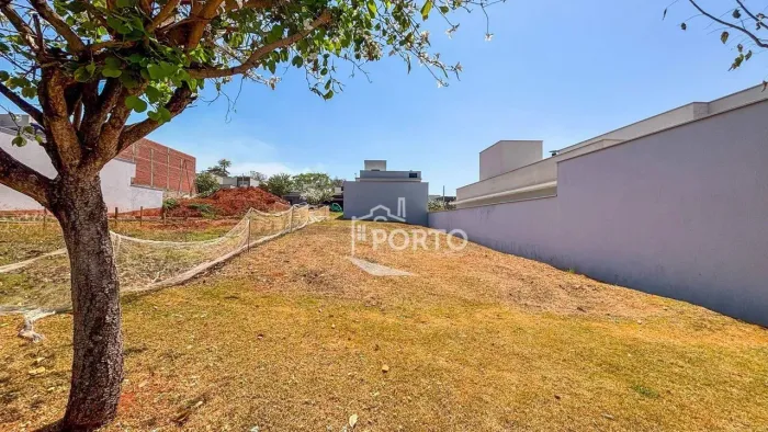Terreno residencial à venda no Condomínio Mônaco em Piracicaba