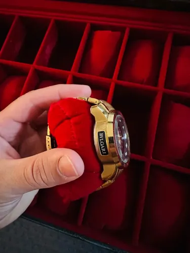 Relógio BVGARI novo. 