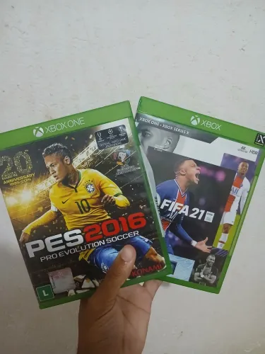 PES 2016 e FIFA 21 Xbox One/Series X