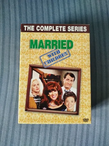 Coleção Dvd's Um amor de Família - Married With Children Importado idioma Inglês 32 Discos