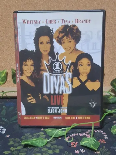 divas - live