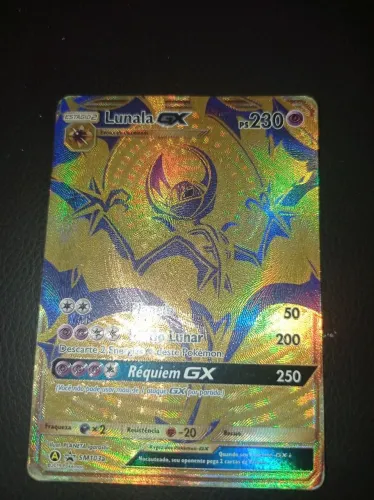 Carta de Pokémon Lunala GX