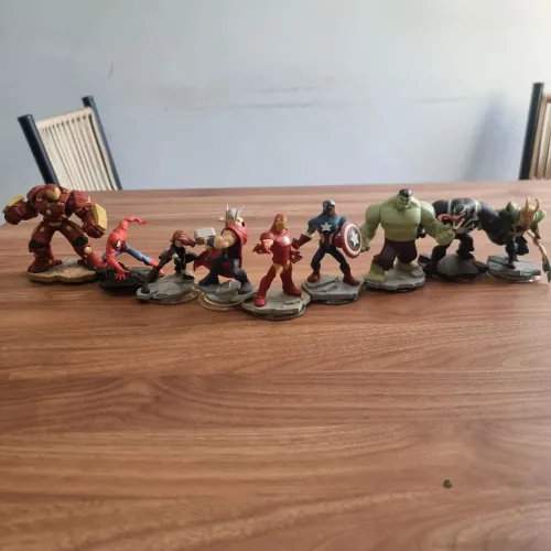 Set Marvel Vingadores Disney infinity 