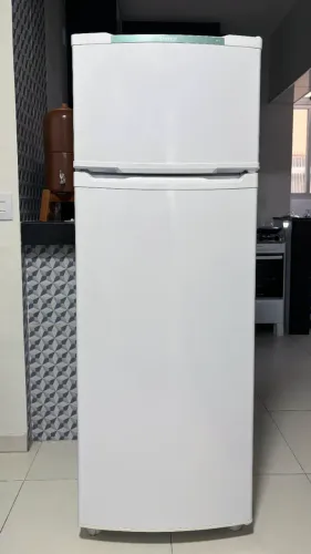 Geladeira Consul Cycle Defrost Duplex, 332 litros, branca e 127V