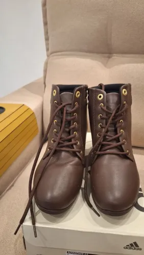 Bota Modare