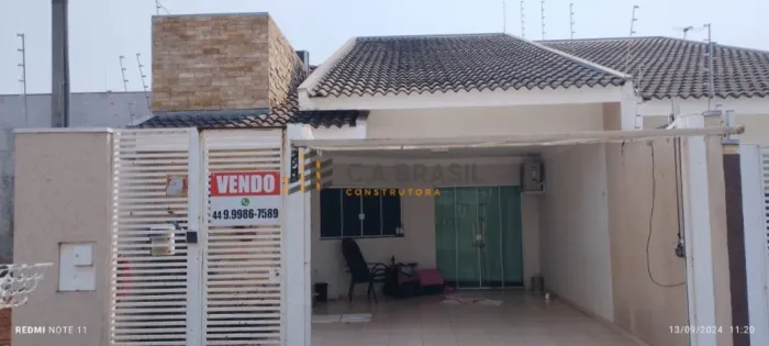 CASA EM MARINGÁ - 3QTOS SENDO UMA SUÍTE SEMI-MOBILIADA - PERTO DE TUDO QUE PRECISA