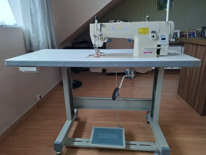 Máquina de Costura Industrial Transporte Duplo  Direct Drive + acessórios