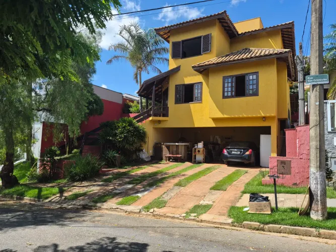 Casa condomínio San Conrado