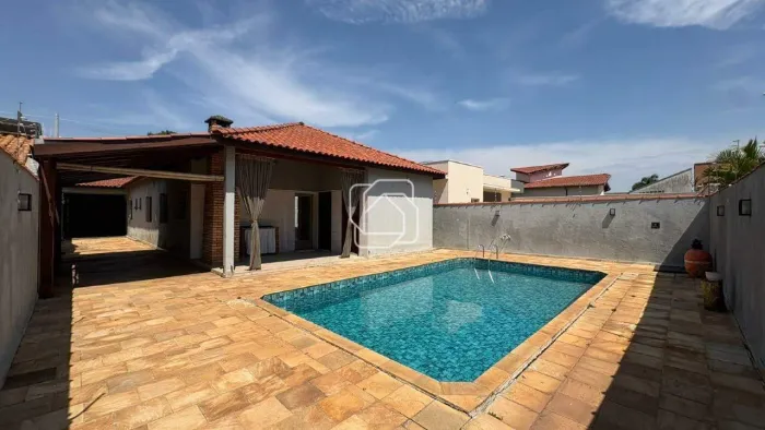 Casa de Condomínio em Salto para aluguel Residencial Lagos D'Icaraí - SP | 4 quartos Área