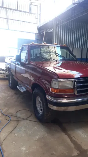 Ford F-1000 XLT 2.5 HSD Diesel TB 1997