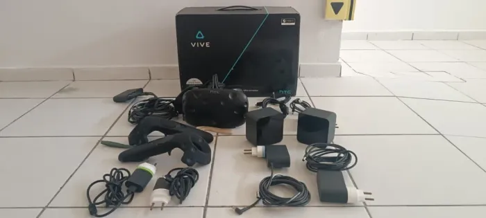 Óculos VR - HTC VIVE 