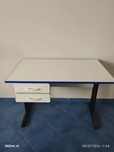 Mesa para escritório