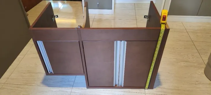 Armário para Banheiro ou Lavanderia com Portas e Dobradiças com Amortecedor