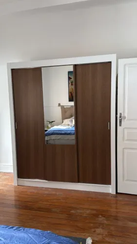 Guarda Roupa