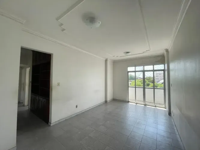 Condominio Monte Carlo, planta 106m2 - localizado na Avenida Getúlio Vargas - centro - Man