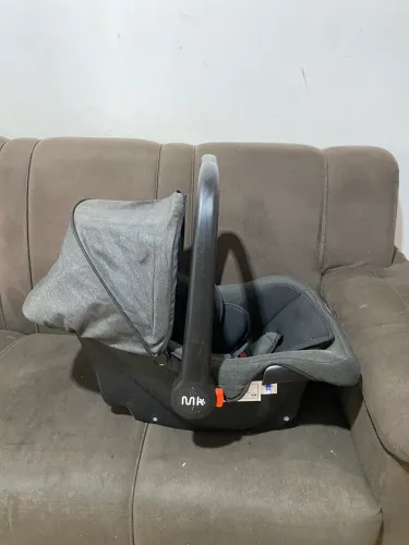 Vendo bebê conforto multikids 