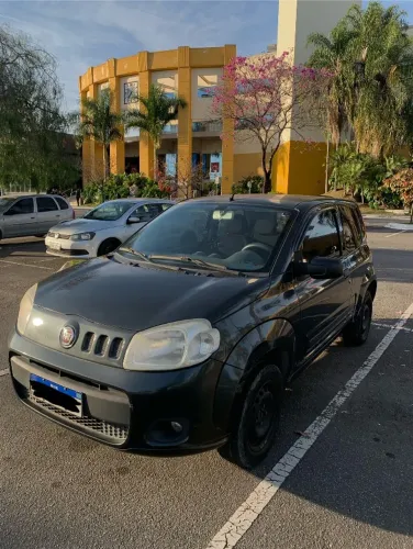 Fiat Uno Vivace 1.0 EVO Fire Flex 8V 3P 2013