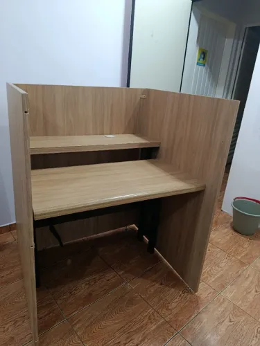 VENDO, Báias para telemarketing, semi novas com regulagem de atura individual,madeira mdf