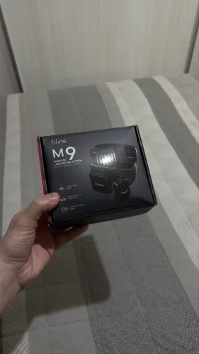 FIFINE M9 - Kit Microfone de Lapela Sem Fio Duplo para Câmera e Celular