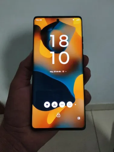 Moto Edge 50 fusiom