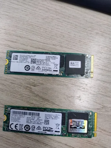 SSD NVME2 256GB  SAUDE 100% POUCO USO   