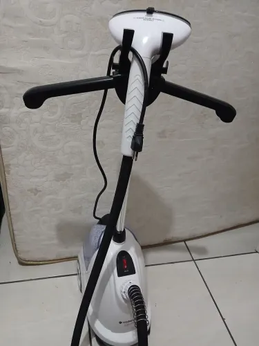 Vaporizador de roupas Cadence lasser