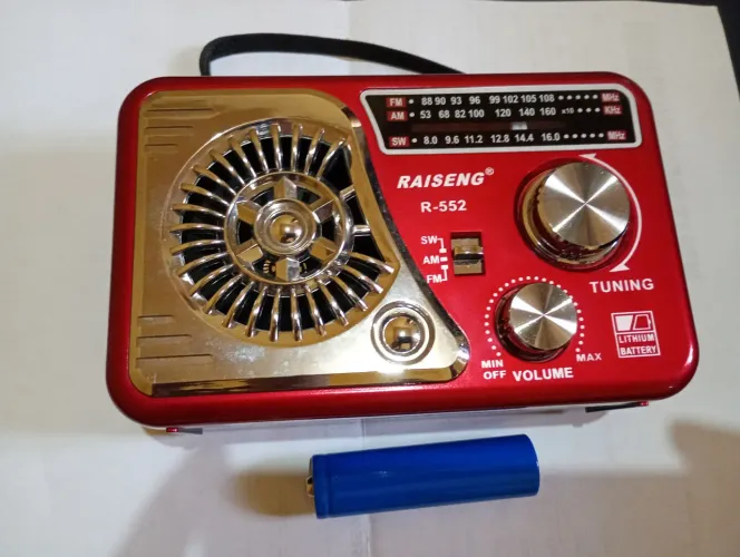 Rádio Am FM Sw Vintage Vermelho Pilha Recarregável Original Importado