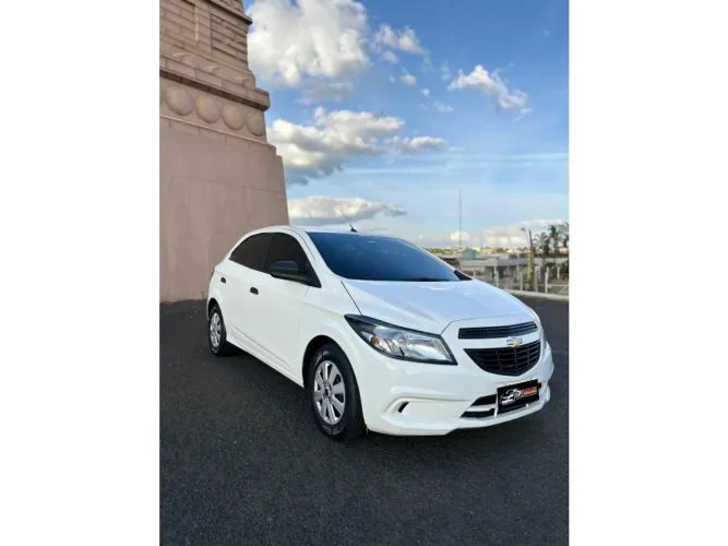 Chevrolet Onix JOY Hatch 1.0 8V Flex Mec. 4P 2019