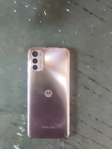 Vendo moto g42 128