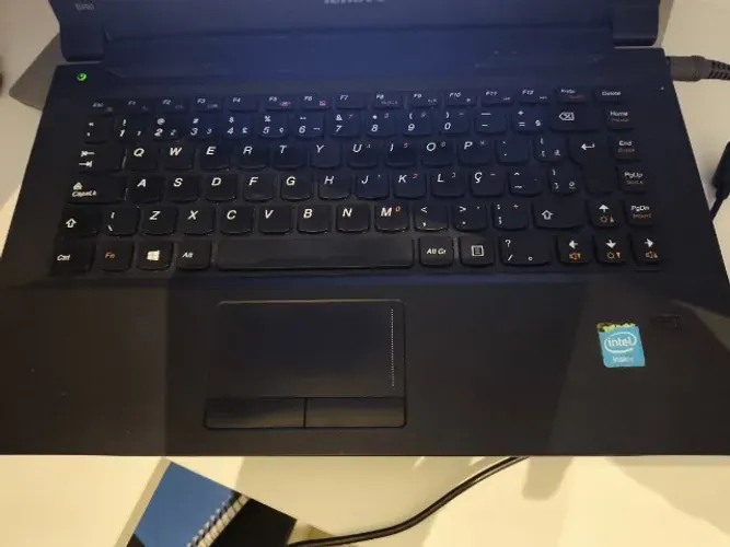 Notebook Lenovo Celeron FRKR69L0