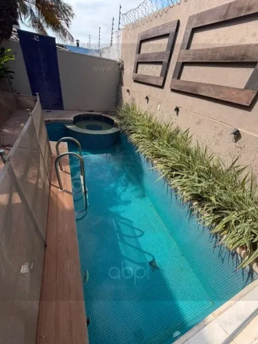 Casa de Luxo no Jardim Residencial Alto de Itaici - 3 quartos, 3 suítes, 3 salas, 4 banhei