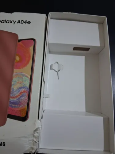 VENDO CELULAR GALAXY A04