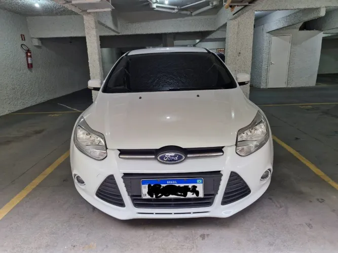 Ford Focus 1.6 S/se/se Plus Flex 8v/16v 5P 2014