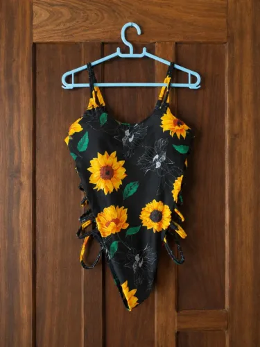 Body feminino tiras laterais