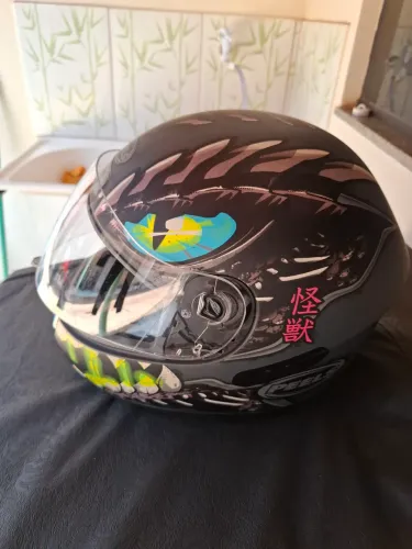 Capacete
