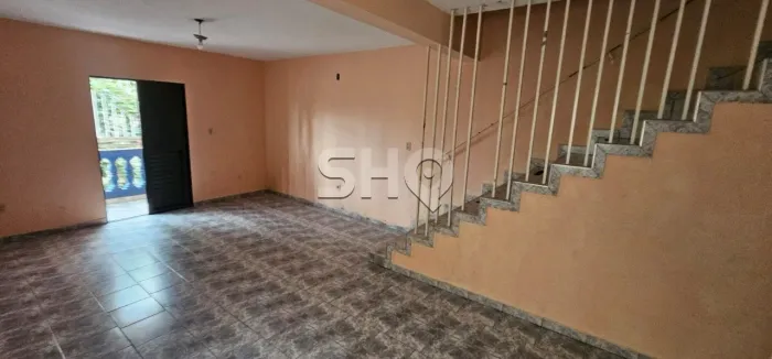 Sobrado para locação ,com Garagem, Rua Fechada Localizado no Lauzane Paulista.