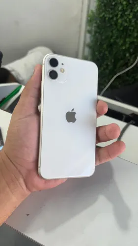 iPhone 11 único dono