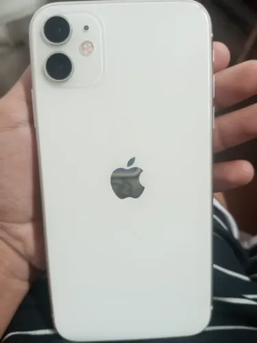 Vendo iPhone 11 Branco ?64GB?