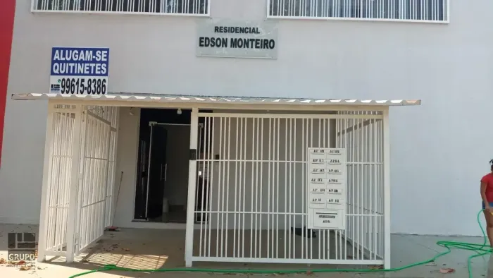 Kitnet com 1 dormitório para alugar, 35 m² por R$ 1.000,00/mês - Setor Maysa - Trindade/GO