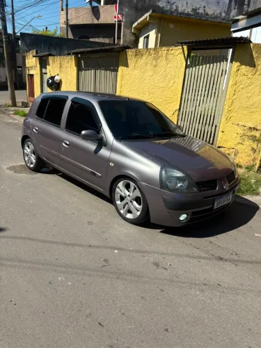 Renault Clio Authentique 1.0/1.0 Hi-power 16V 3P 2006