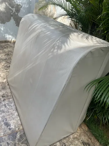 Toldo super conservado. 200,00