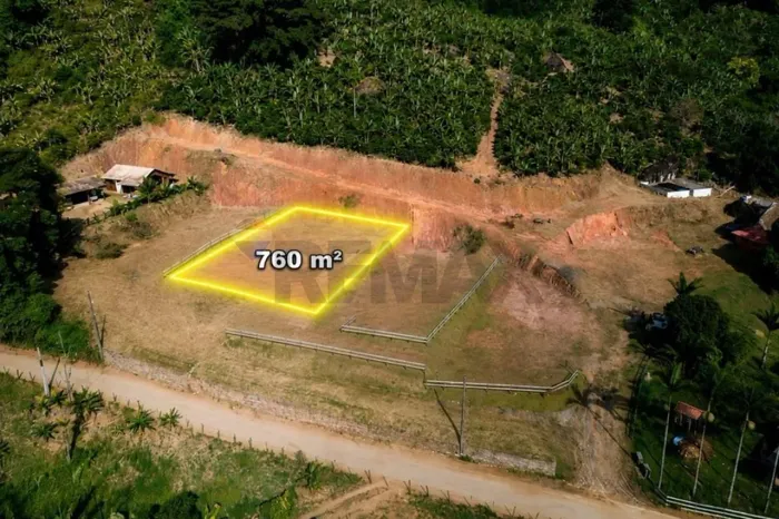 Chácara de 760 m² em São Caetano, Iconha, para lazer e descanso