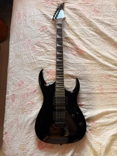 Guitarra com Amplificador