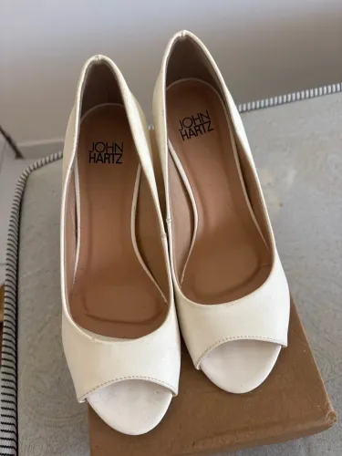 Scarpin branco