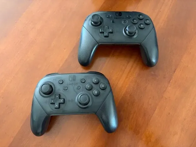 2 controle Nintendo Switch Pro Controllers originais (2 inclusos)