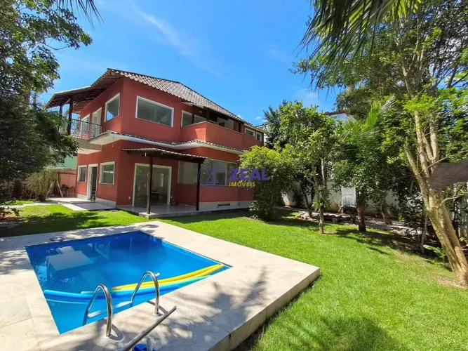 Linda Casa Duplex em Condomínio Tranquilo Vargem Grande