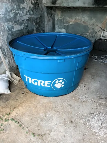 Caixa D'água 1000L Tigre.