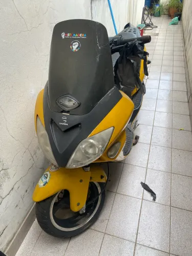 Vende-se Dafra Laser 2008