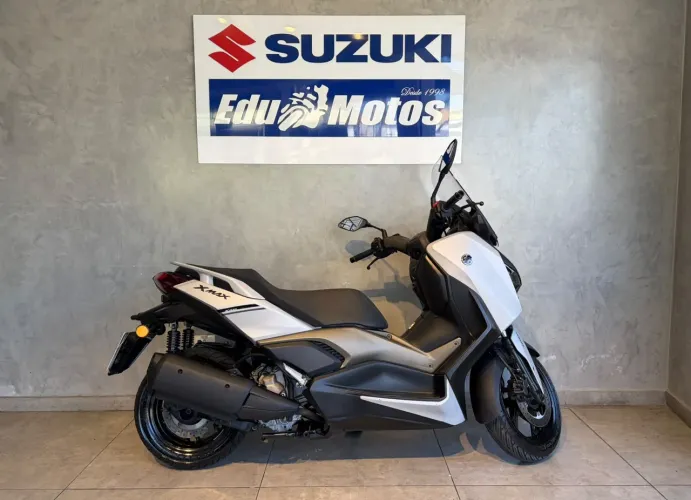 Yamaha XMAX 250 CONNECTED